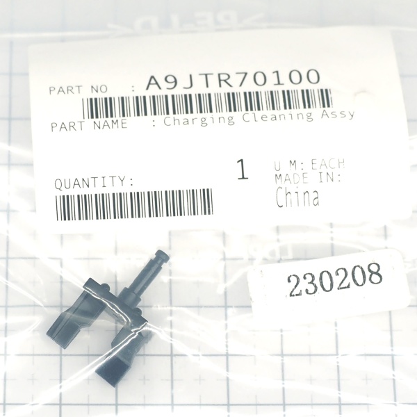 Щётка очистки нити короны заряда Konica Minolta A9JTR70100 Щётка очистки нити короны заряда Konica Minolta A9JTR70100